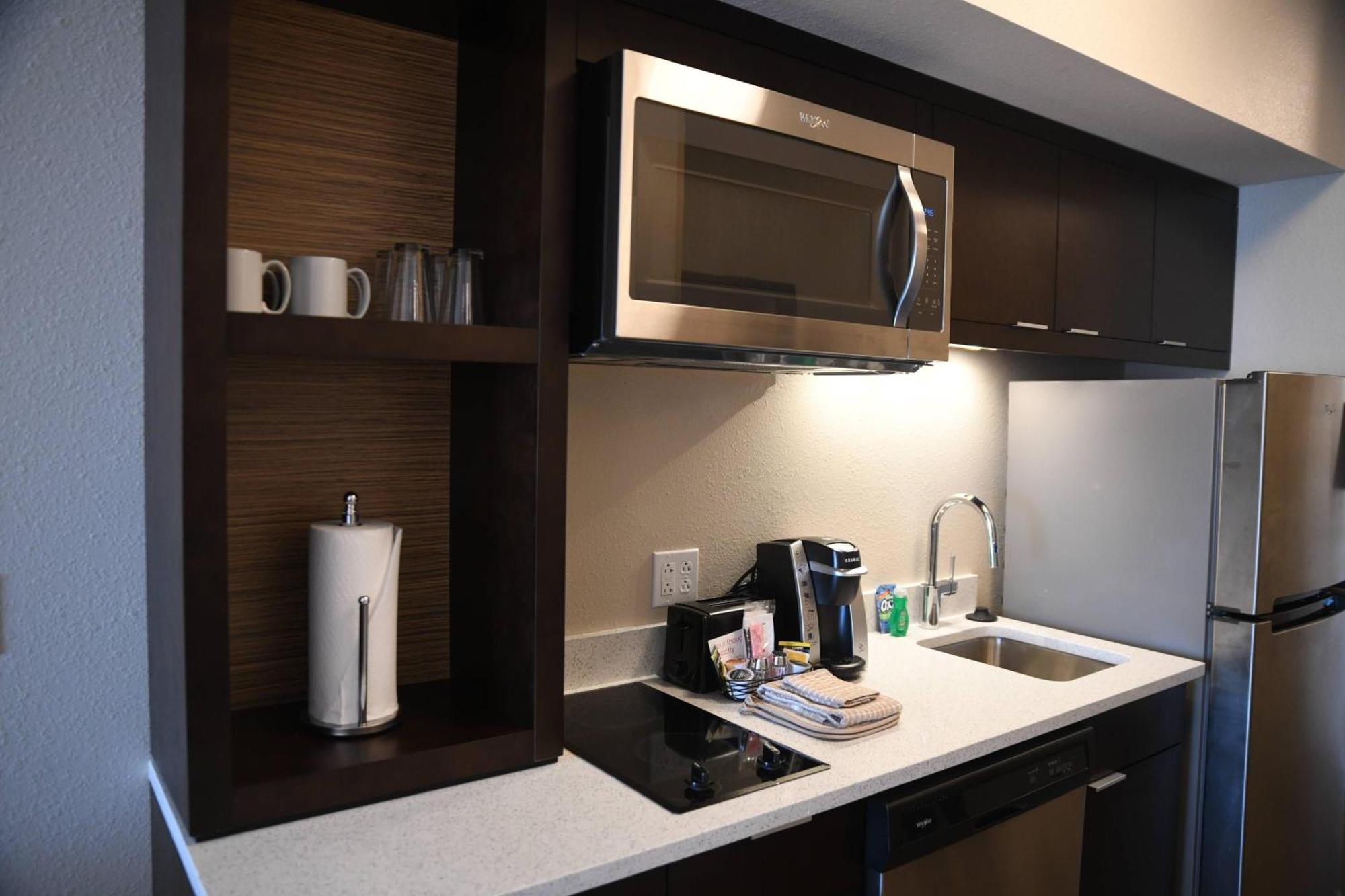 Towneplace Suites Kansas City At Briarcliff Екстер'єр фото
