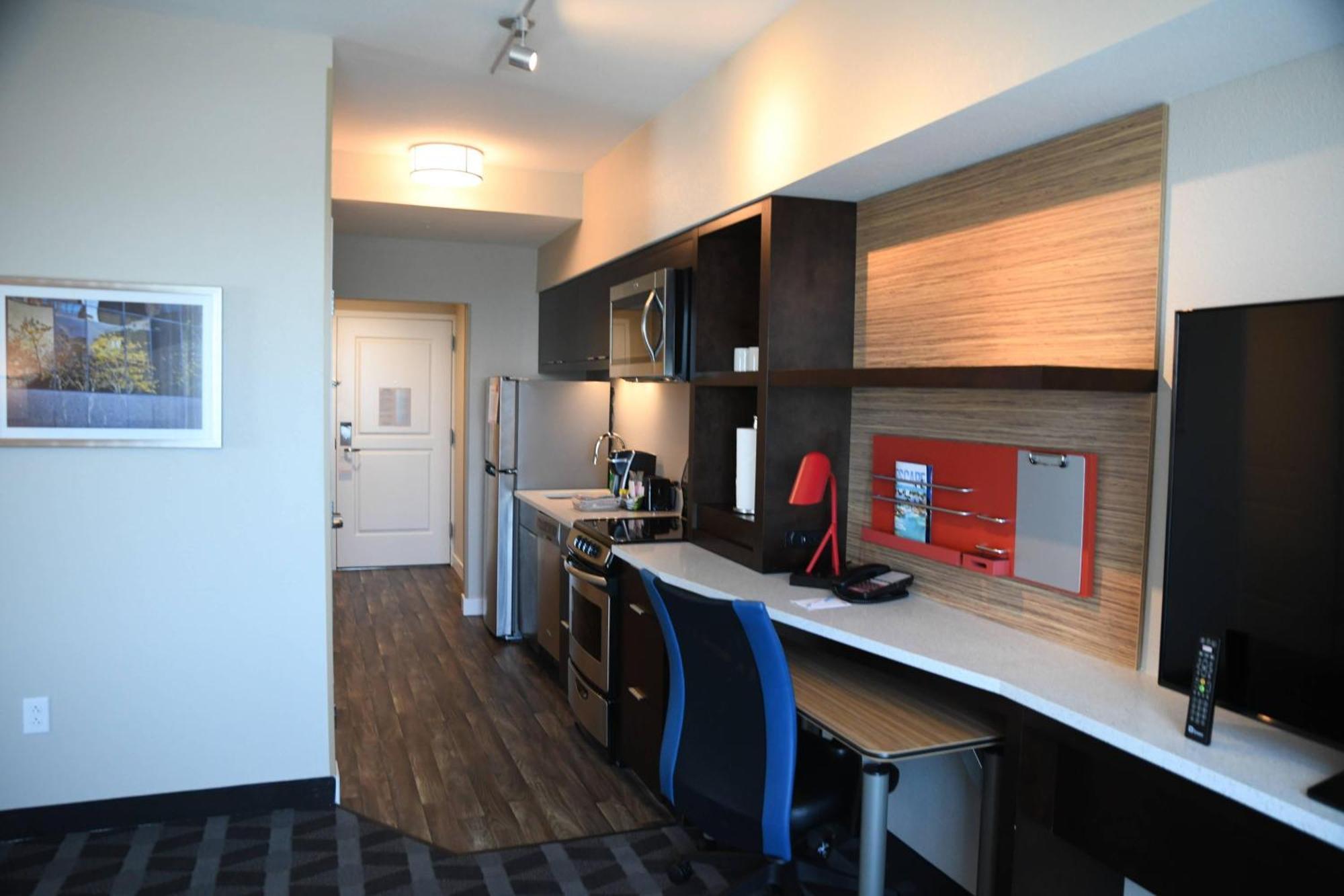 Towneplace Suites Kansas City At Briarcliff Екстер'єр фото