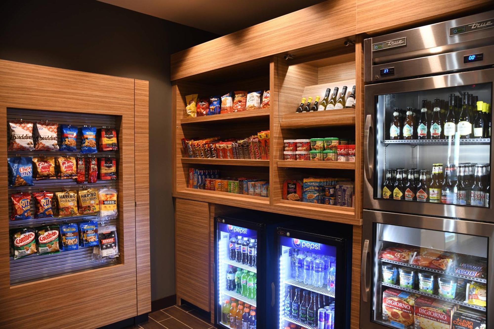 Towneplace Suites Kansas City At Briarcliff Екстер'єр фото