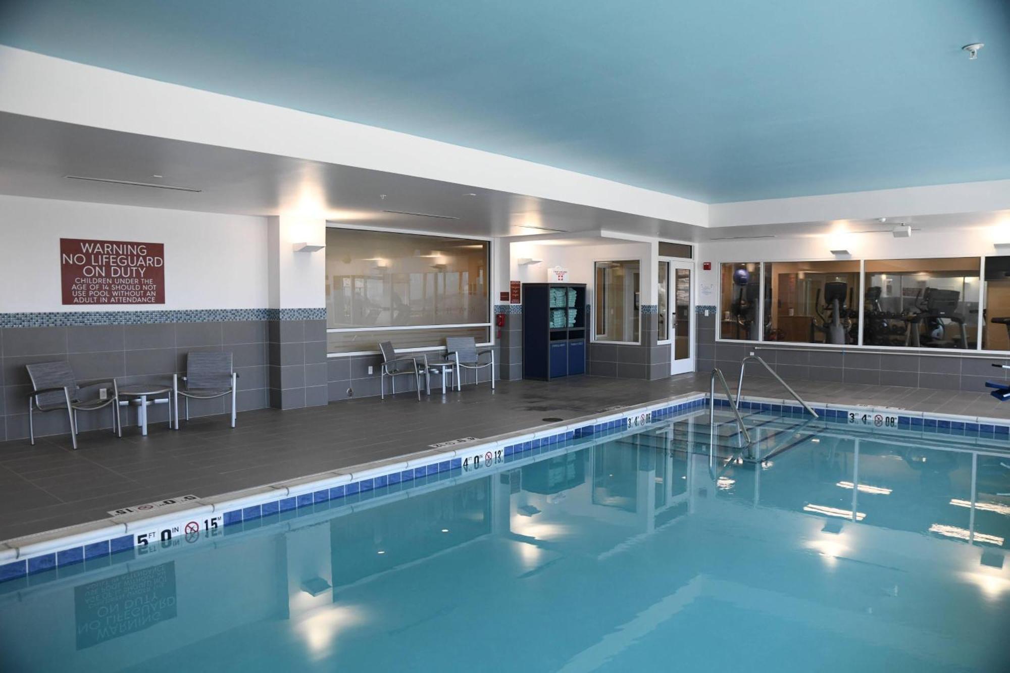 Towneplace Suites Kansas City At Briarcliff Екстер'єр фото