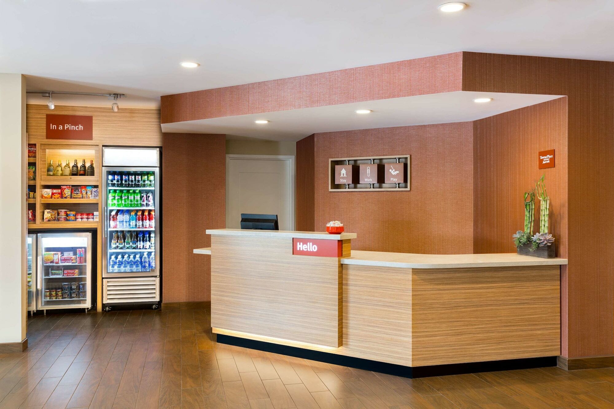 Towneplace Suites Kansas City At Briarcliff Екстер'єр фото