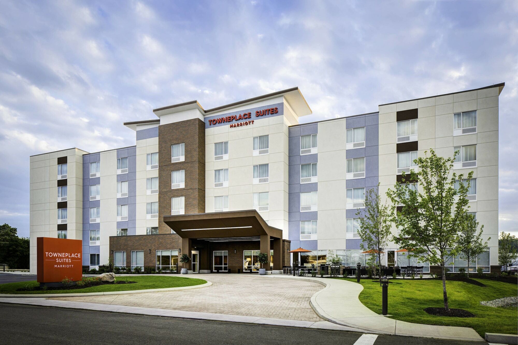 Towneplace Suites Kansas City At Briarcliff Екстер'єр фото